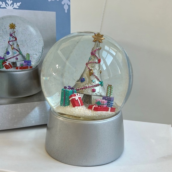 Nordstrom Holiday Snow Globe Silver Christmas Tree with Presents - Picture 6 of 8
